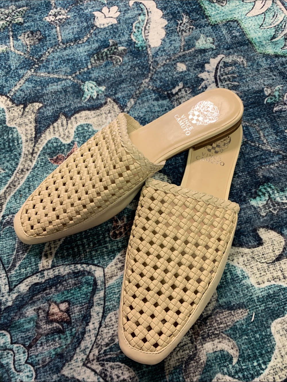 Vince Camuto mules slides leather shoes new pandie 11 cream